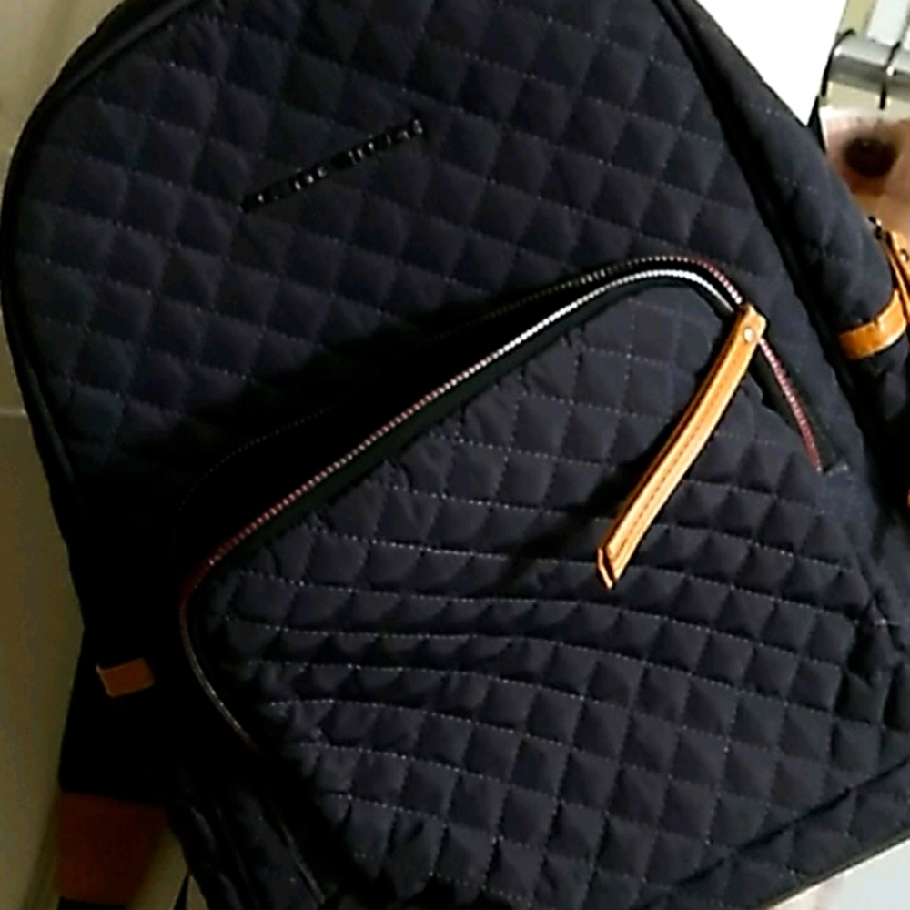 Adrienne Vittadini backpack LIKE NEW!